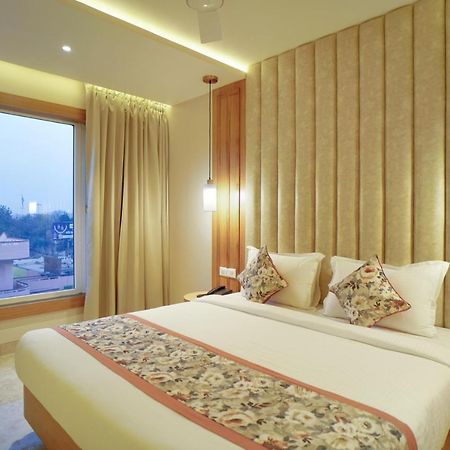 Hotel Four Element Varanasi Dış mekan fotoğraf