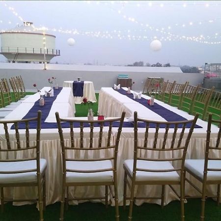 Hotel Four Element Varanasi Dış mekan fotoğraf