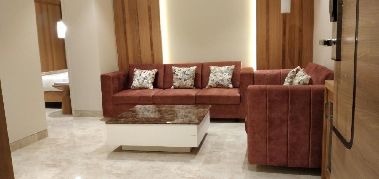 Hotel Four Element Varanasi Dış mekan fotoğraf