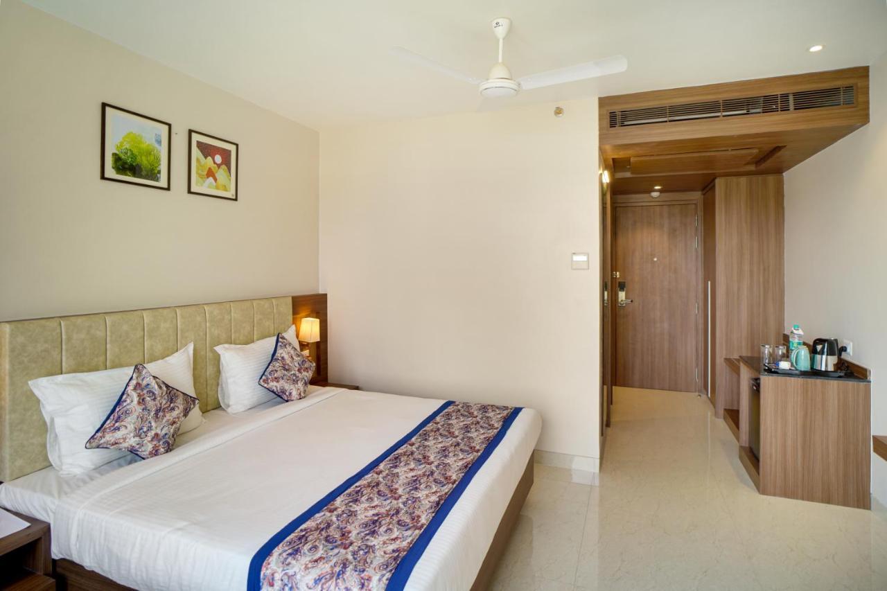 Hotel Four Element Varanasi Dış mekan fotoğraf