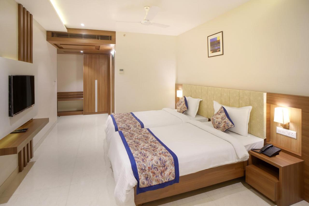 Hotel Four Element Varanasi Dış mekan fotoğraf