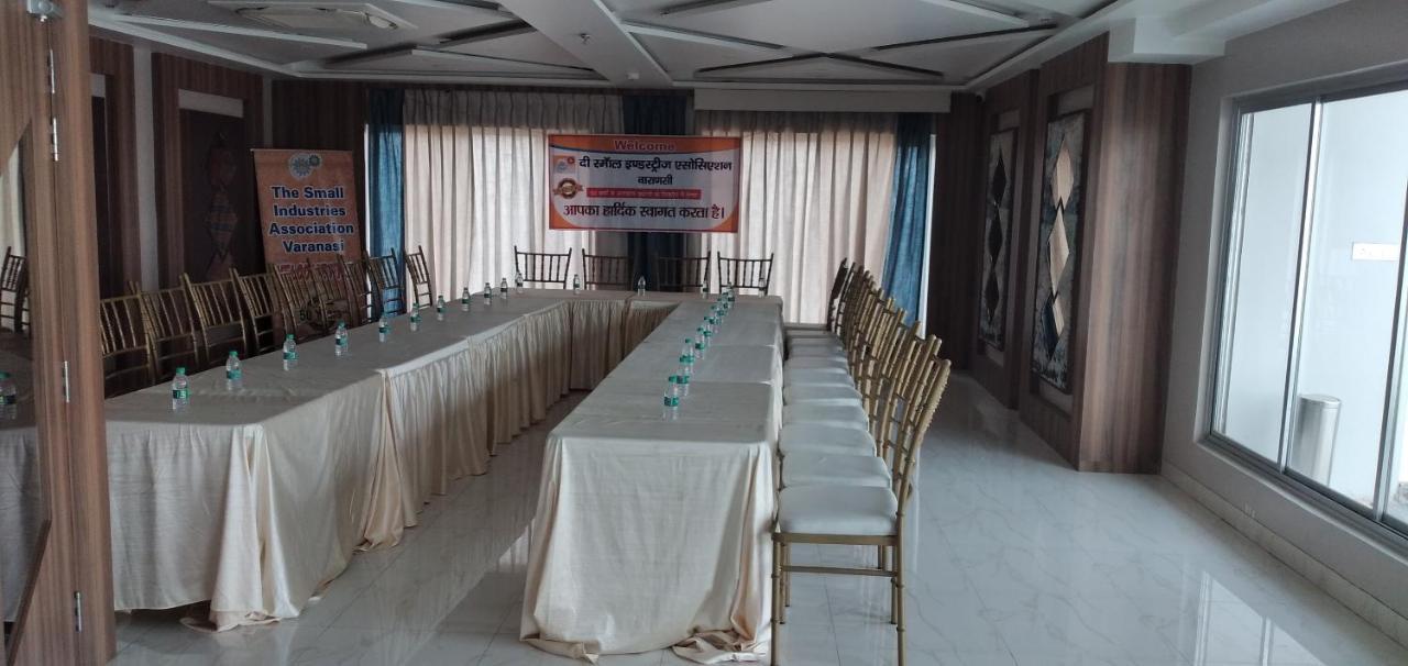 Hotel Four Element Varanasi Dış mekan fotoğraf