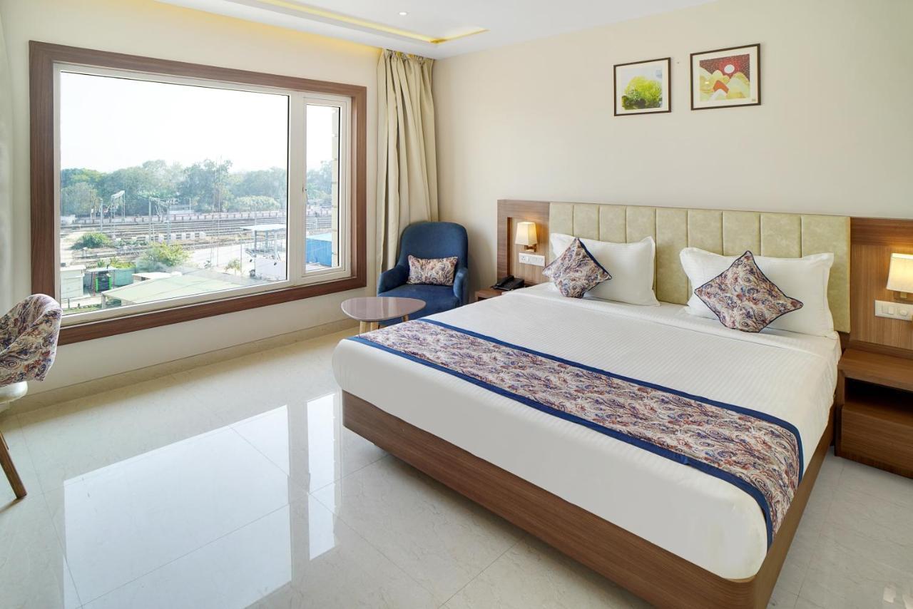 Hotel Four Element Varanasi Dış mekan fotoğraf