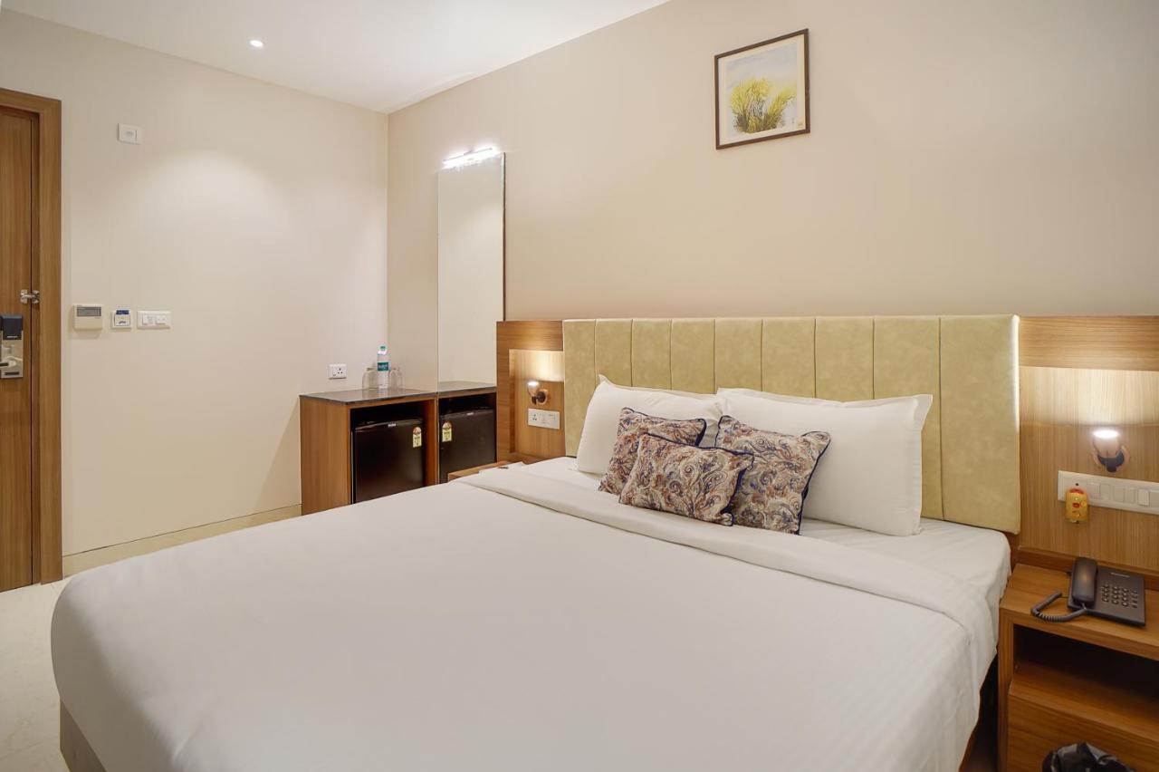 Hotel Four Element Varanasi Dış mekan fotoğraf