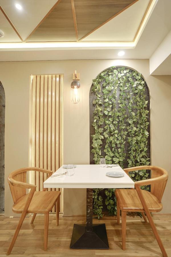 Hotel Four Element Varanasi Dış mekan fotoğraf