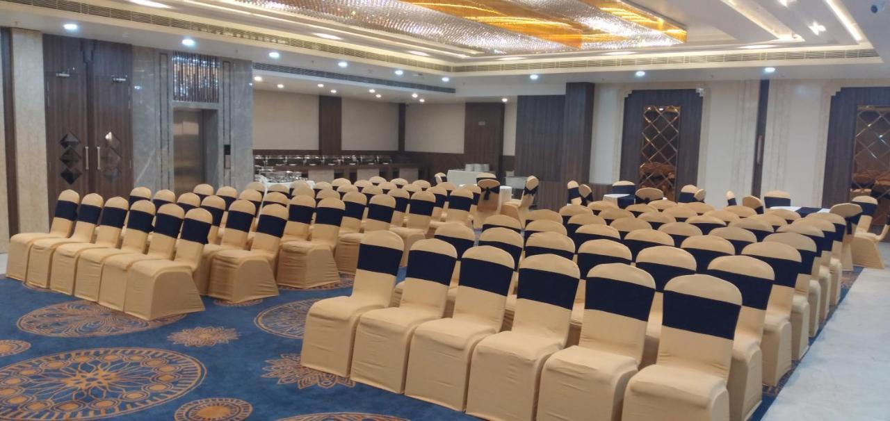 Hotel Four Element Varanasi Dış mekan fotoğraf