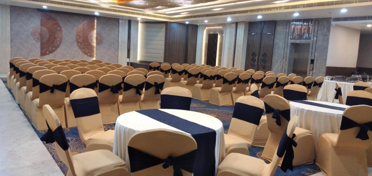 Hotel Four Element Varanasi Dış mekan fotoğraf
