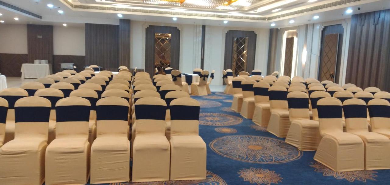 Hotel Four Element Varanasi Dış mekan fotoğraf