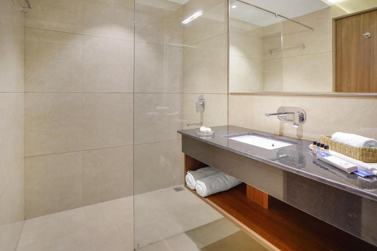 Hotel Four Element Varanasi Dış mekan fotoğraf